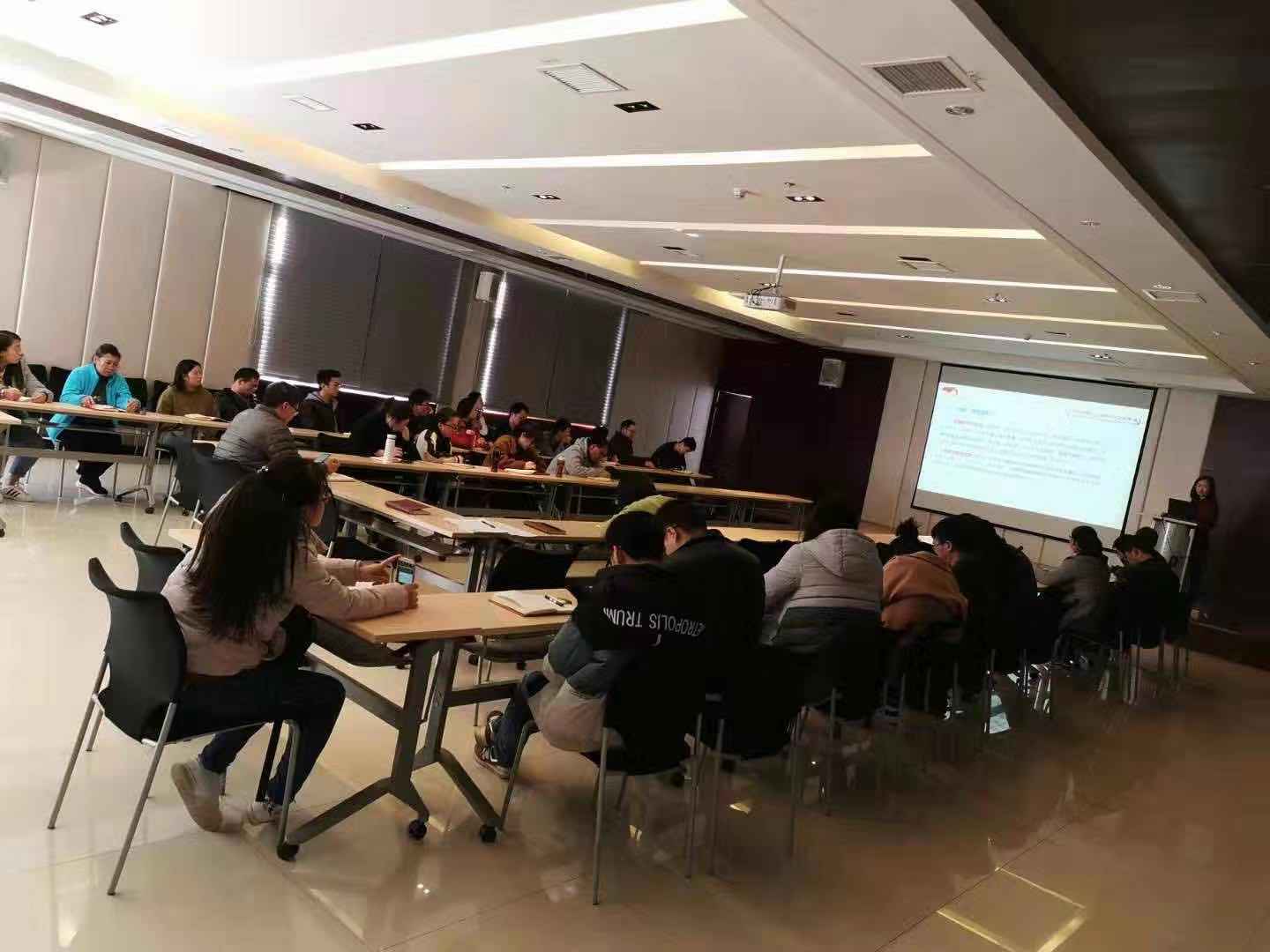 电子游戏app下载安装