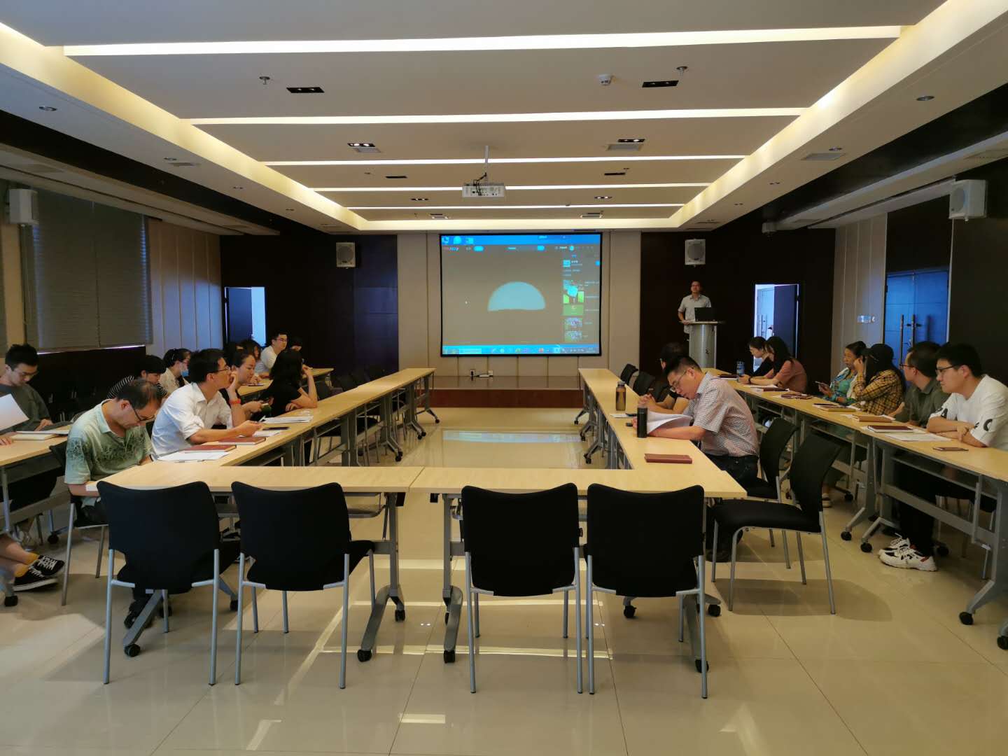 电子游戏app下载安装